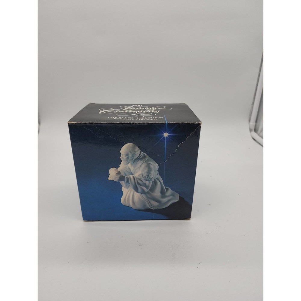 Avon Nativity Collectibles THE MAGI MELCHIOR White Porcelain Bisque Figurine 82